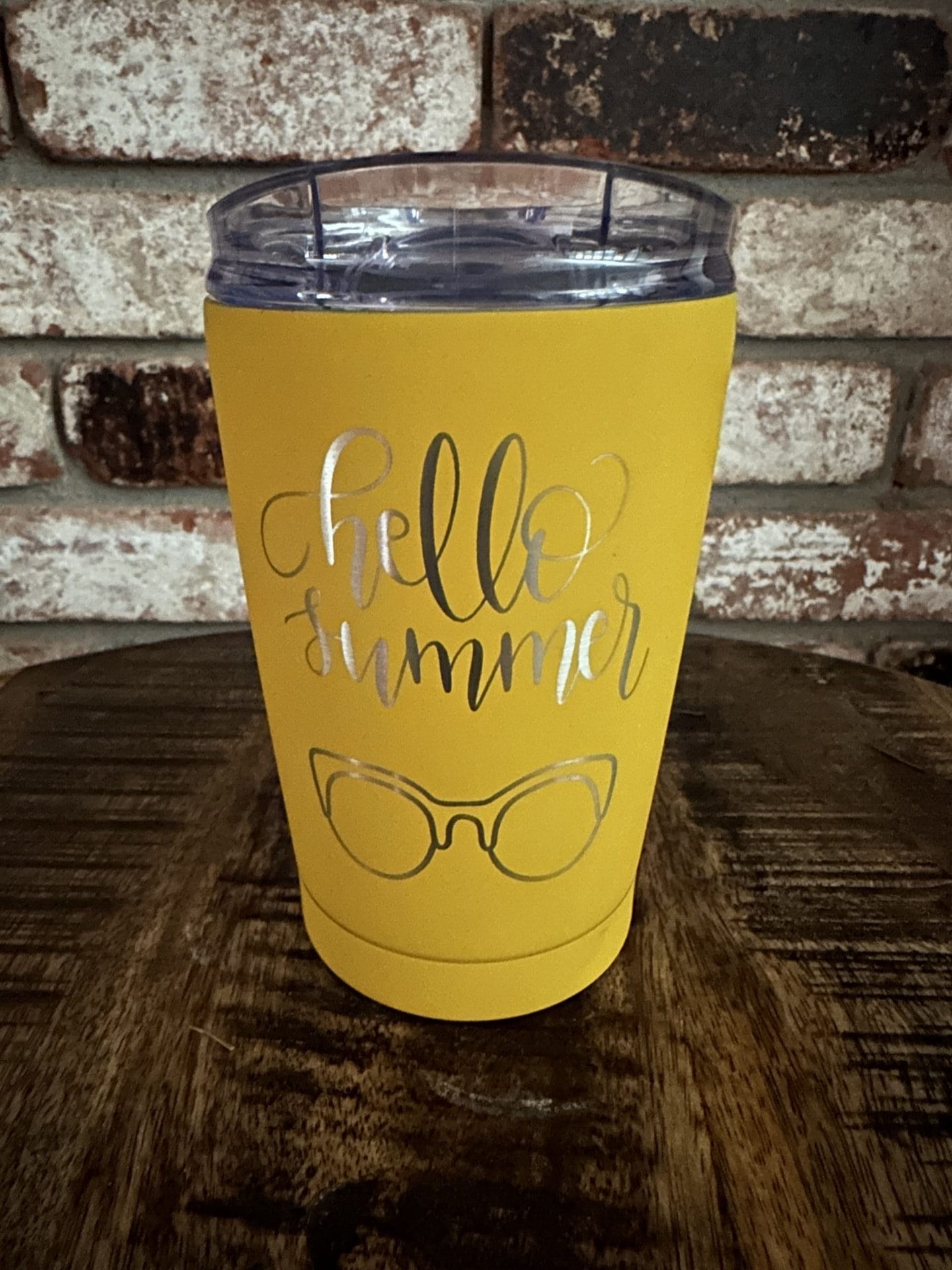 20 oz. Yellow Gold Hello Summer Cocktail Tumbler with Clear Slider Lid