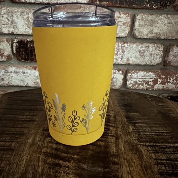 20 oz. Yellow Gold Wildflower Cocktail Tumbler with Clear Slider Lid
