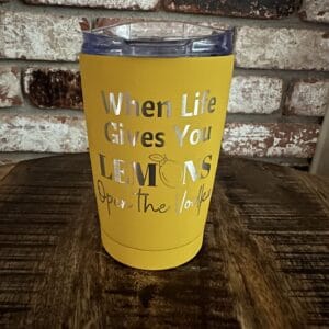 20 oz. Yellow Gold Lemons and Vodka Cocktail Tumbler with Clear Slider Lid