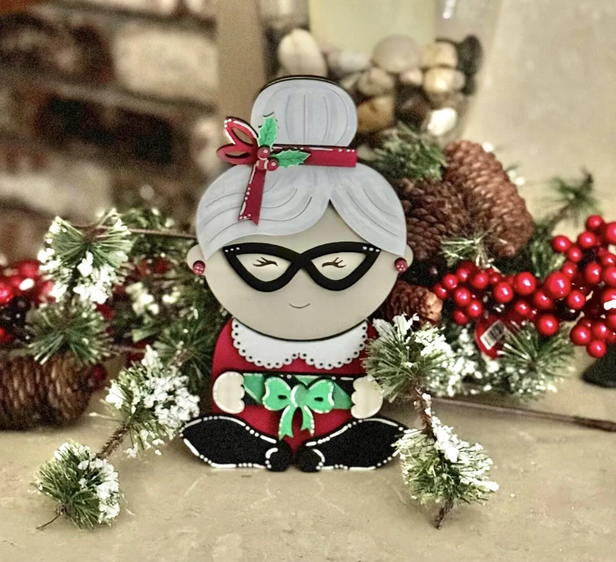 Mrs. Claus Shelf Sitter