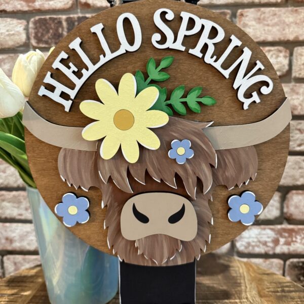 Hello Spring Highland Cow Door Hanger