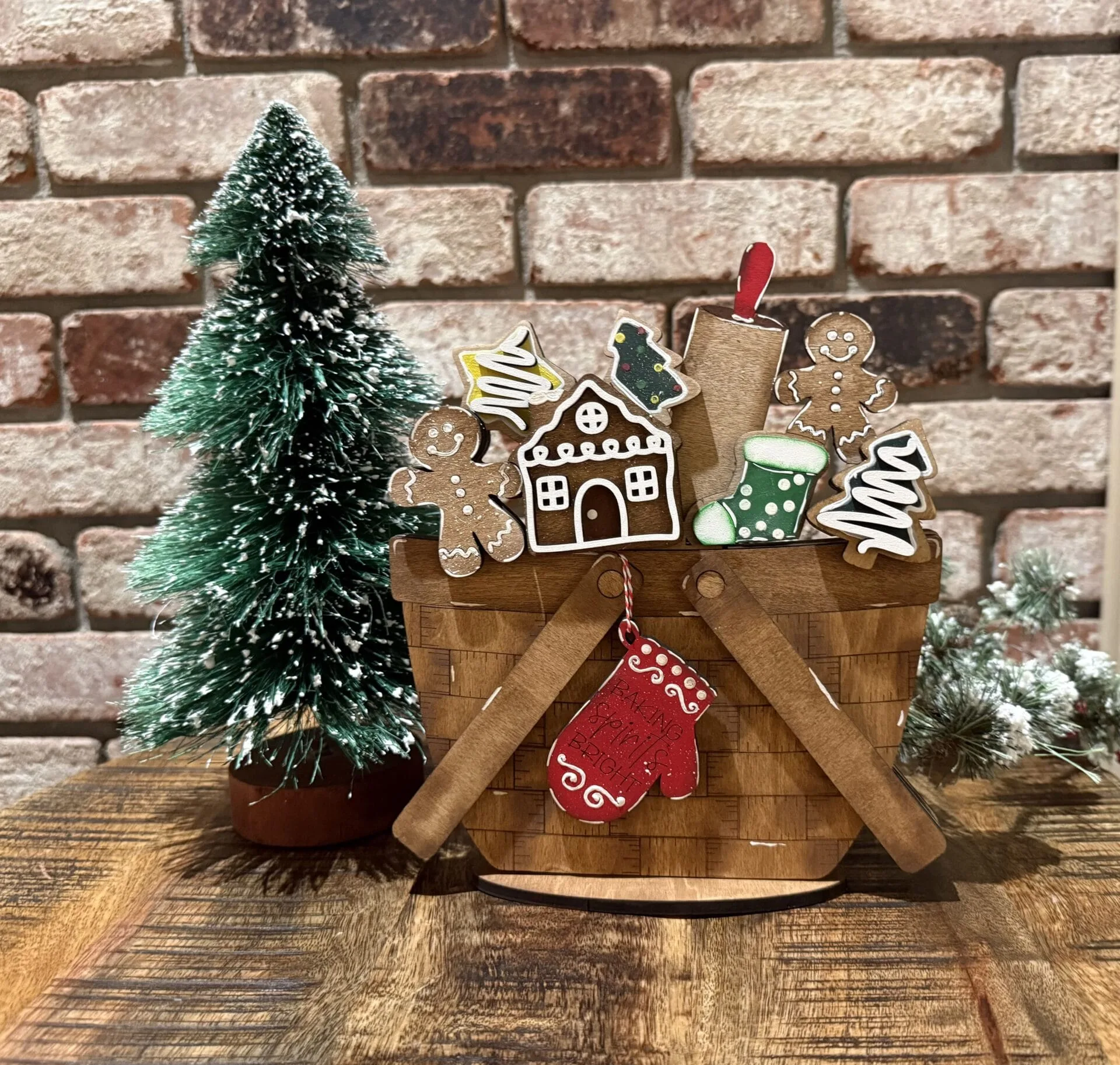 Gingerbread Cookies For Flower Basket Interchangeable Weave Basket