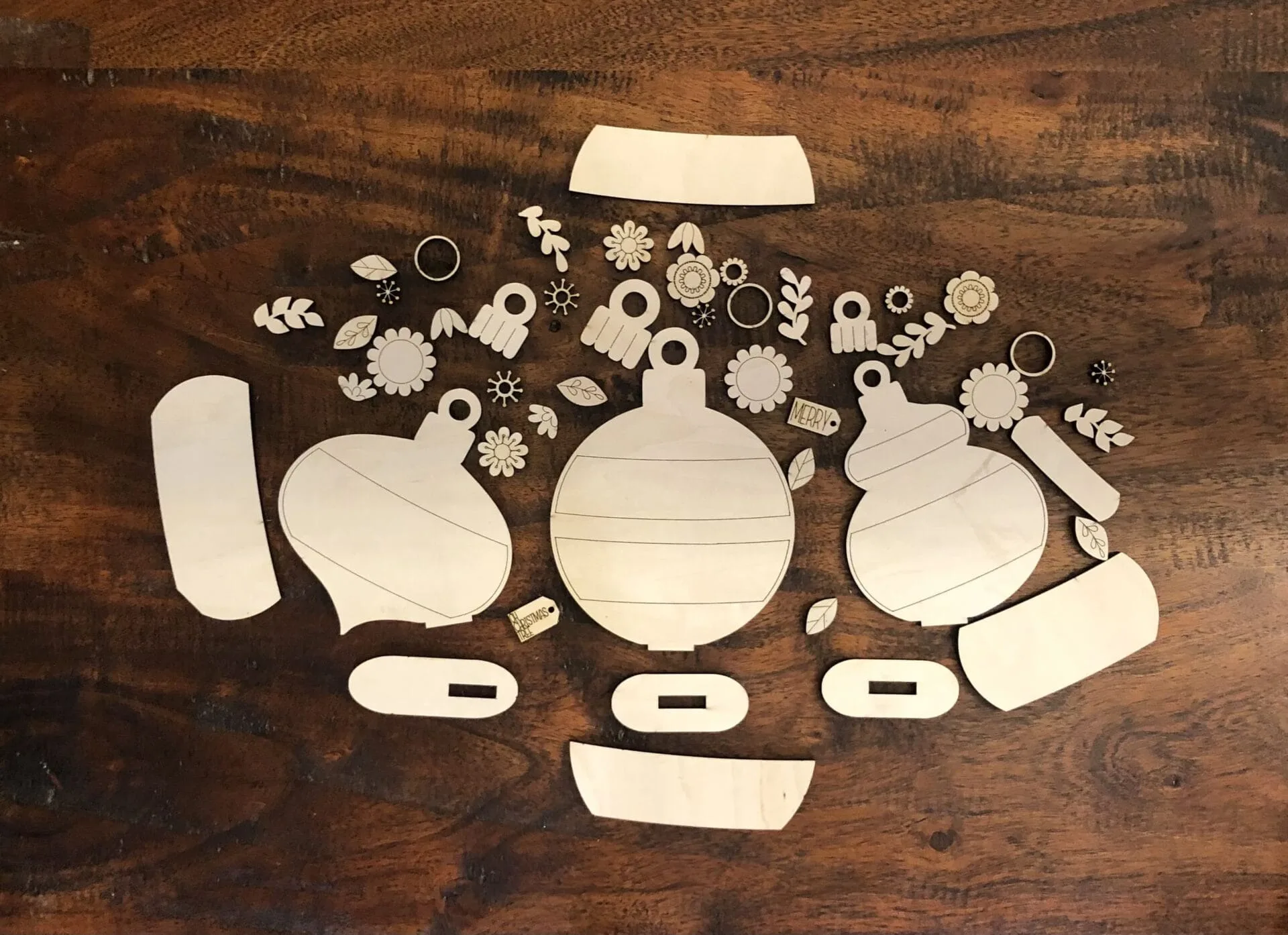 Chunky Floral Christmas Ornaments - Image 3