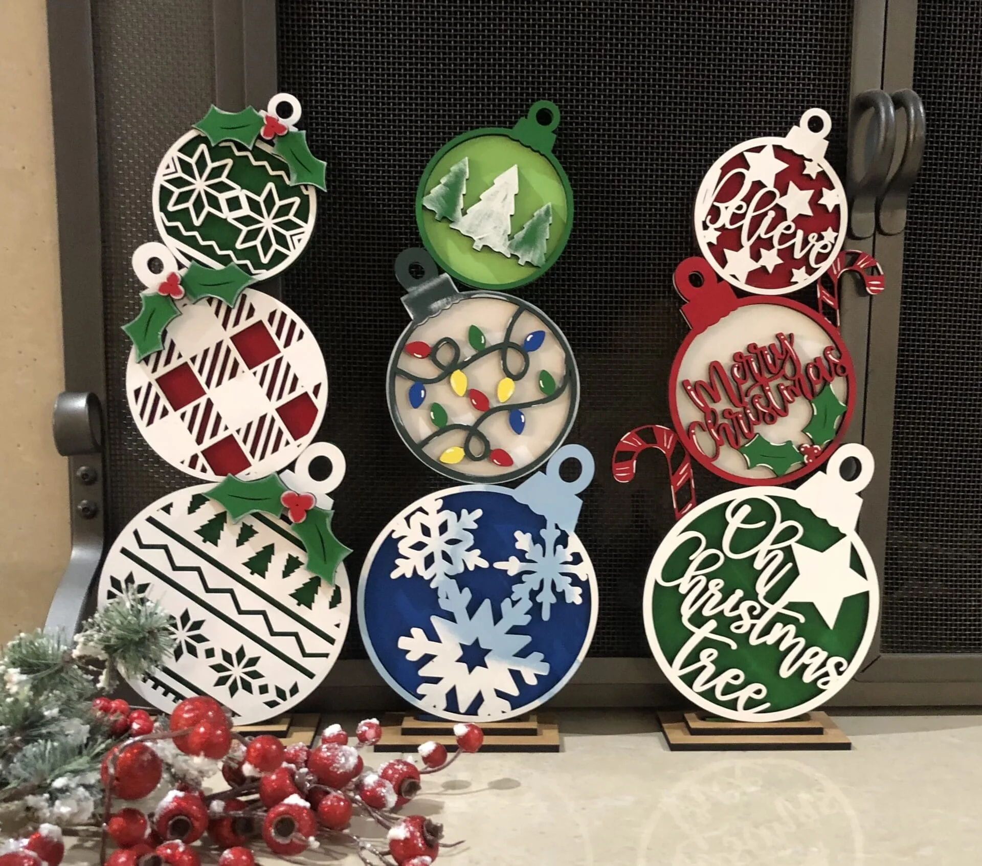 Stacking Ornaments Table/Shelf Sitter